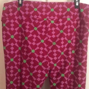 LuLaRue TC leggings worn once like new condition.